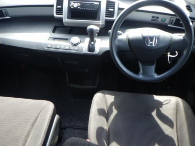 Honda FREED 2011 6999652-3