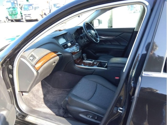 Nissan FUGA 2009 6983408-4