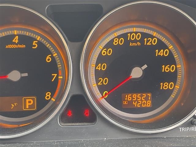 Nissan FUGA 2005 6983543-4