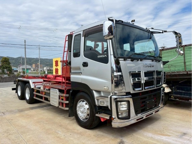 Isuzu GIGA 2013 7000668-0
