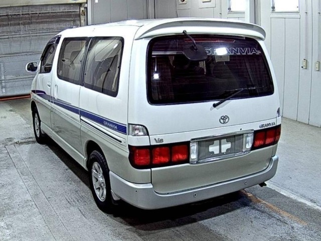 Toyota GRANVIA 1997 6982043-1