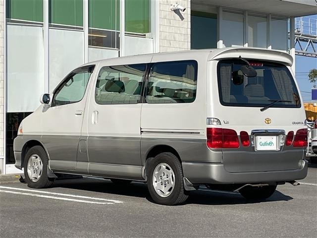 Toyota GRANVIA 2001 6982053-13