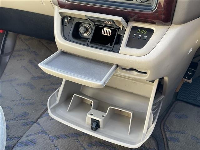 Toyota GRANVIA 2001 6982053-9