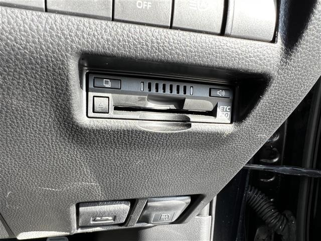 Toyota HARRIER 2022 6989656-9