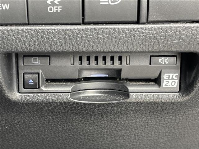 Toyota HARRIER 2022 6990102-1