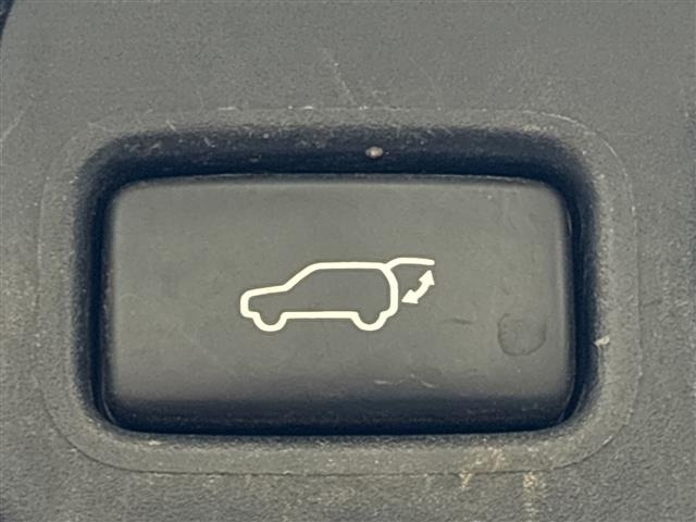 Toyota HARRIER 2018 6990329-9