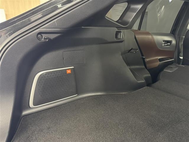 Toyota HARRIER 2022 6990875-7