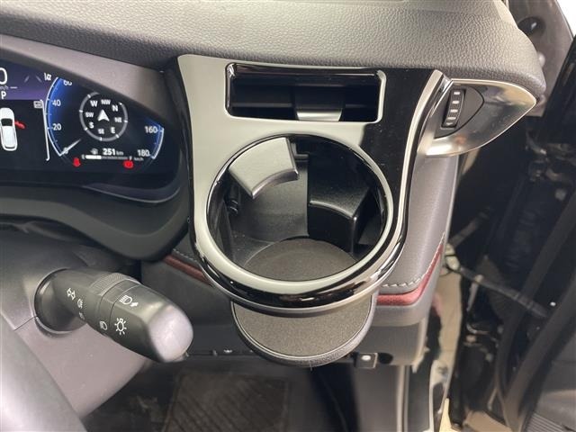Toyota HARRIER 2024 6990946-9