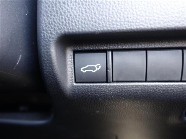 Toyota HARRIER 2022 6990989-3