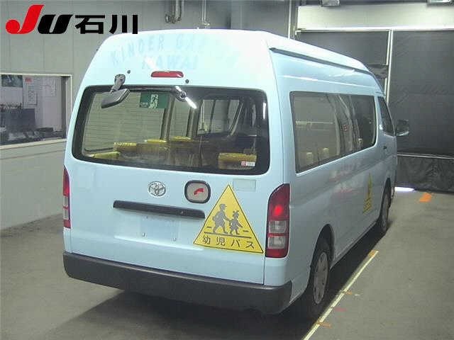 Toyota HIACE COMMUTER 2012 6975934-1