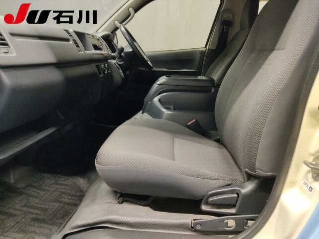 Toyota HIACE COMMUTER 2012 6975934-4