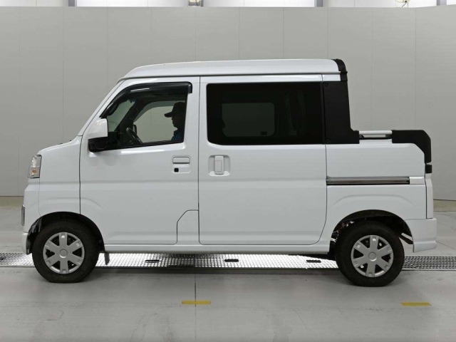 Daihatsu HIJET VAN 2022 7001534-4