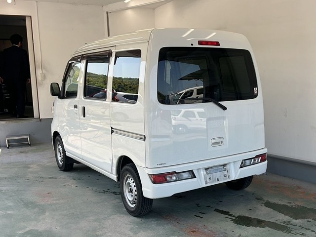 Daihatsu HIJET VAN 2020 7001589-1