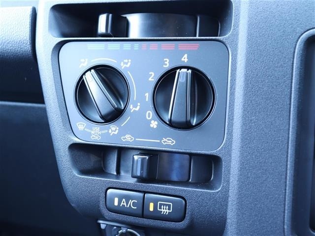 Daihatsu HIJET VAN 2025 7001643-4