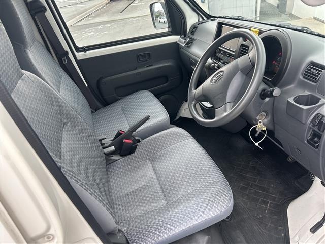 Daihatsu HIJET VAN 2016 7001683-2