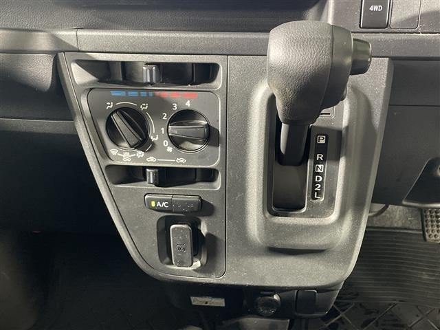 Daihatsu HIJET VAN 2020 7001687-18