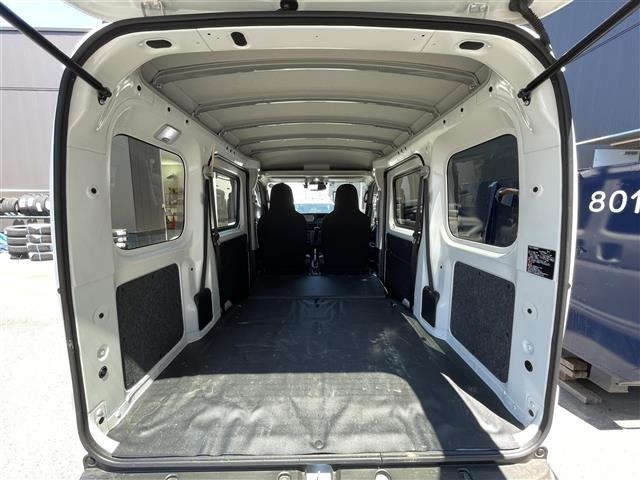 Daihatsu HIJET VAN 2025 7001714-2