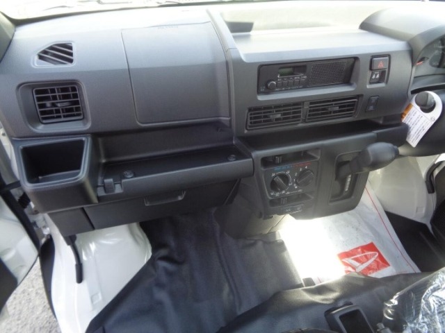 Daihatsu HIJET VAN 2026 7001762-16