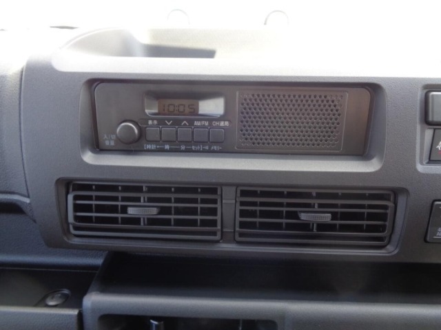 Daihatsu HIJET VAN 2026 7001762-28