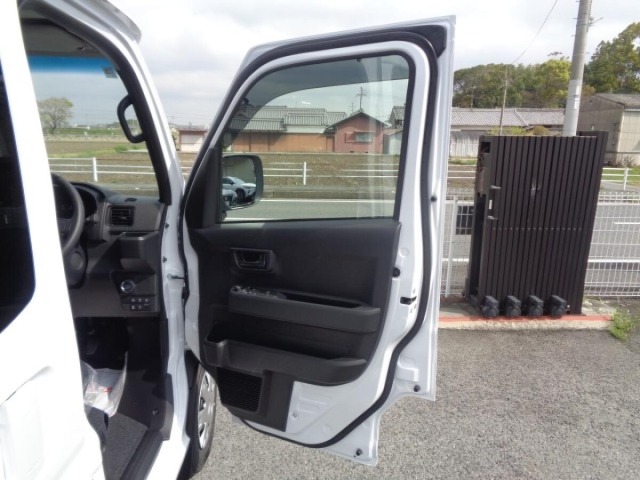 Daihatsu HIJET VAN 2026 7001765-17