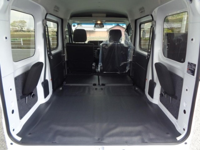 Daihatsu HIJET VAN 2026 7001765-21
