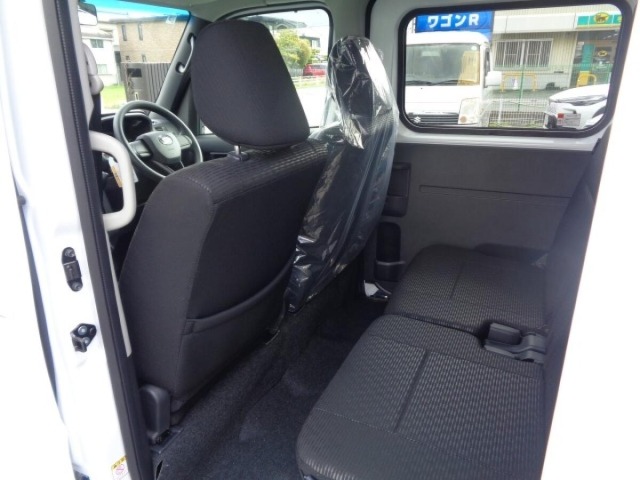 Daihatsu HIJET VAN 2026 7001765-9