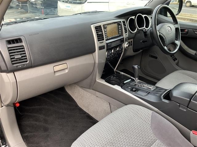 Toyota HILUX SURF 2009 6976816-11