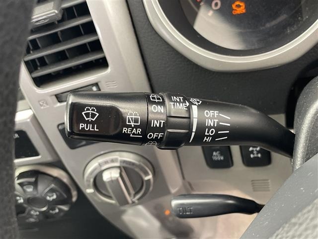 Toyota HILUX SURF 2005 6976867-1