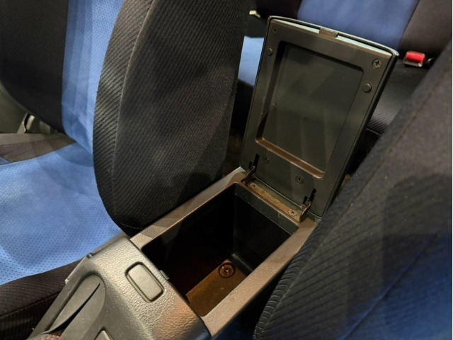 Subaru IMPREZA 2002 6999541-24