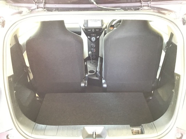 Toyota IQ 2013 6975770-7