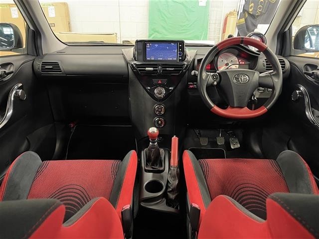 Toyota IQ 2012 6975784-12