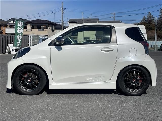 Toyota IQ 2012 6975784-19