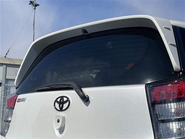 Toyota IQ 2012 6975784-3