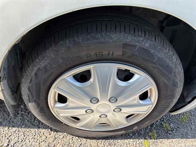 Toyota IST 2003 6979444-9