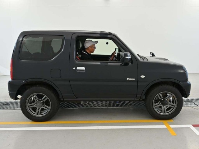 Suzuki JIMNY 2013 6994489-3