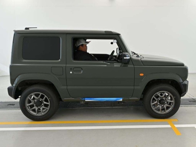 Suzuki JIMNY 2025 6994491-3