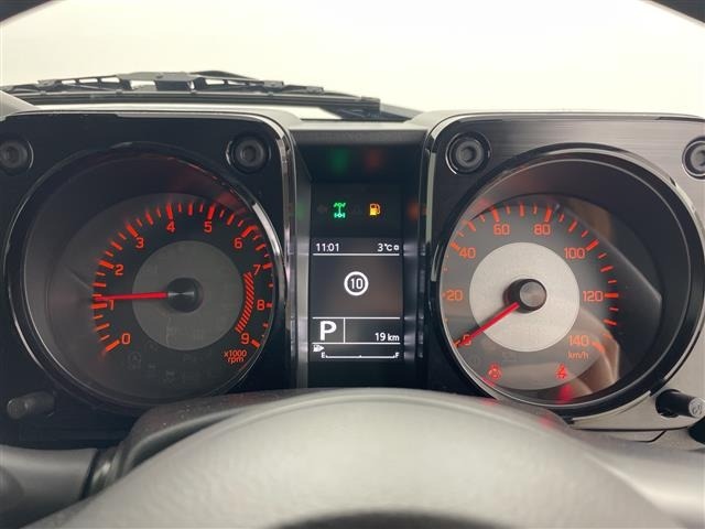 Suzuki JIMNY 2025 6994915-19