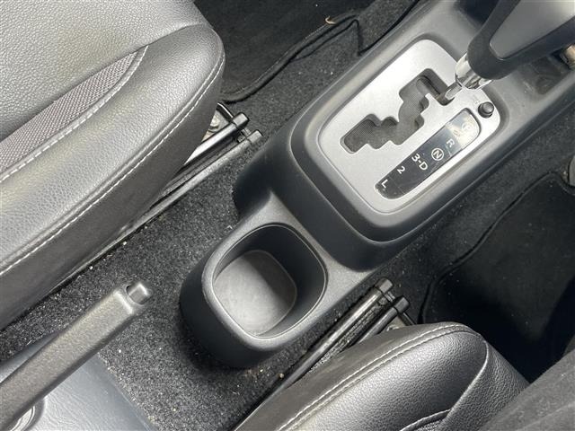 Suzuki JIMNY 2011 6996290-2