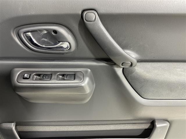 Suzuki JIMNY 2012 6997022-2