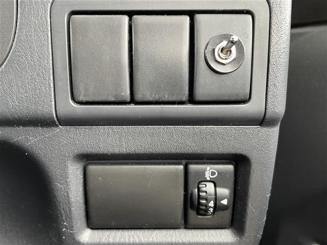 Suzuki JIMNY 2006 6997117-1
