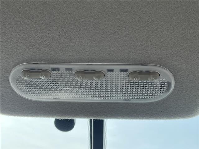 Nissan JUKE 2012 6973700-22
