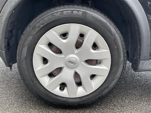 Nissan JUKE 2011 6973709-5