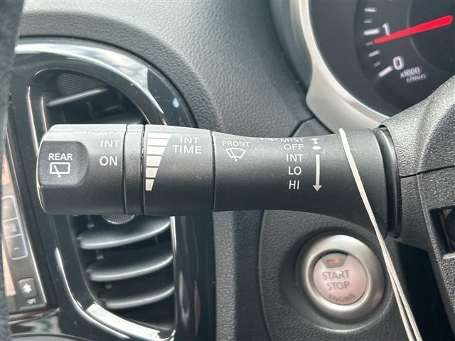Nissan JUKE 2010 6973714-19