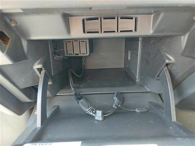 Nissan JUKE 2012 6973766-13