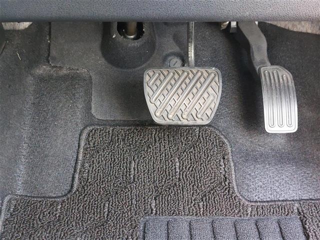 Nissan JUKE 2012 6973766-25
