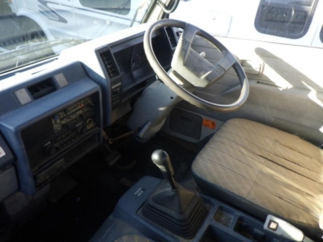 Isuzu JUSTON 1991 7002476-3