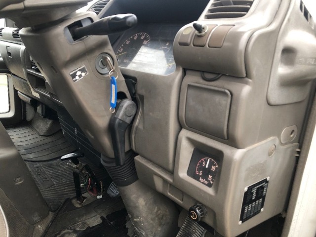 Isuzu JUSTON 1995 7002477-4