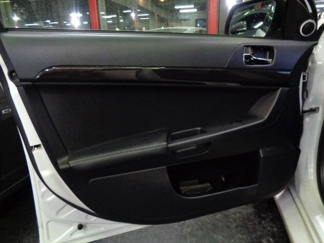 Mitsubishi LANCER 2009 6987729-30