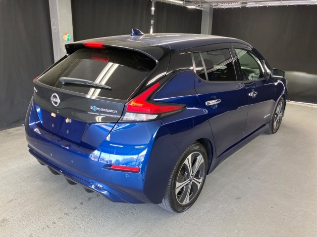 Nissan LEAF 2021 6982833-5