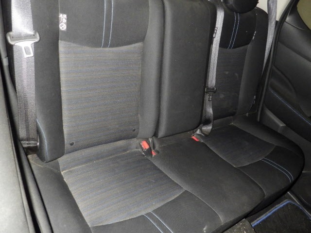 Nissan LEAF 2019 6982873-8